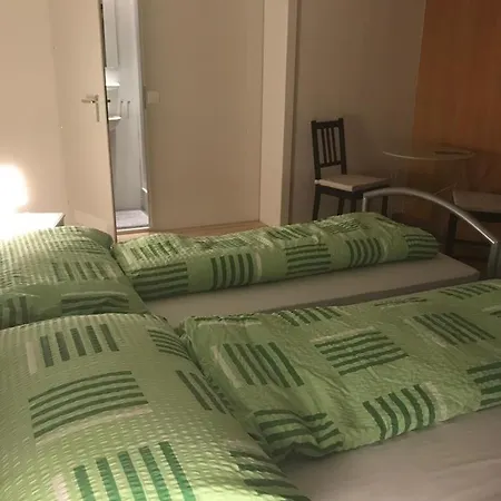 Restaurant Felsenburg * كاندرغرند